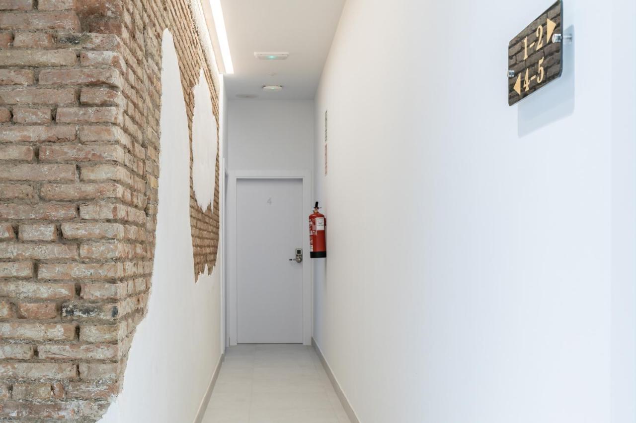 Apt With Antique Floor & Lots Of Sun Light Valencia Exterior foto